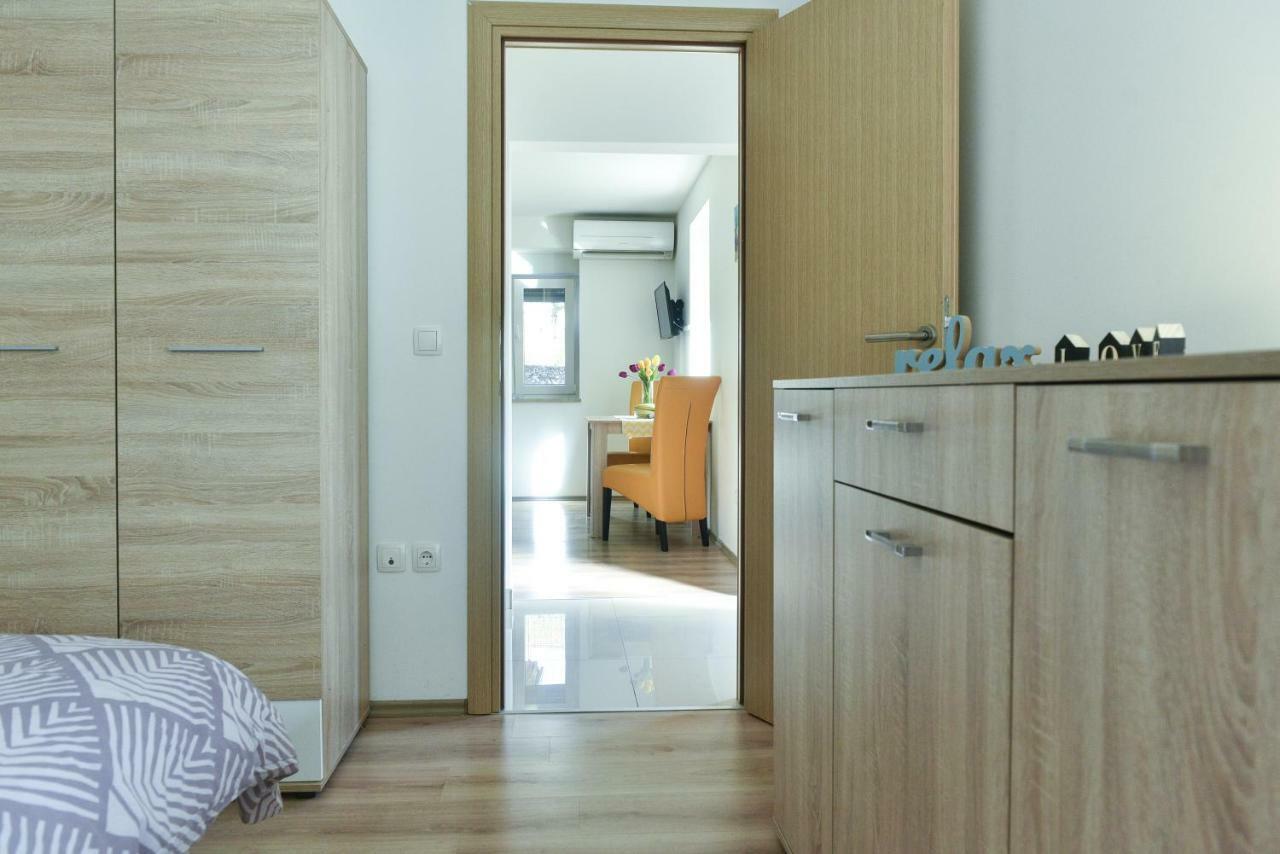 Apartman Karla Apartment Ljubuski Exterior photo